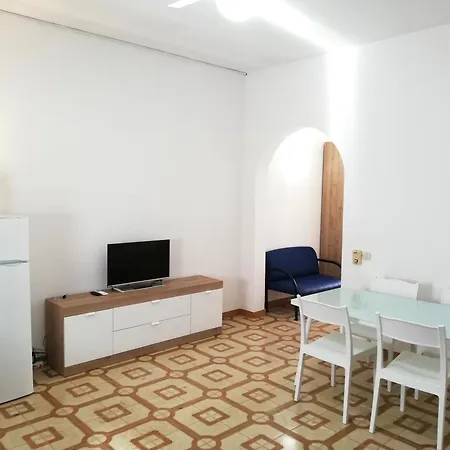 Beach House 3 *